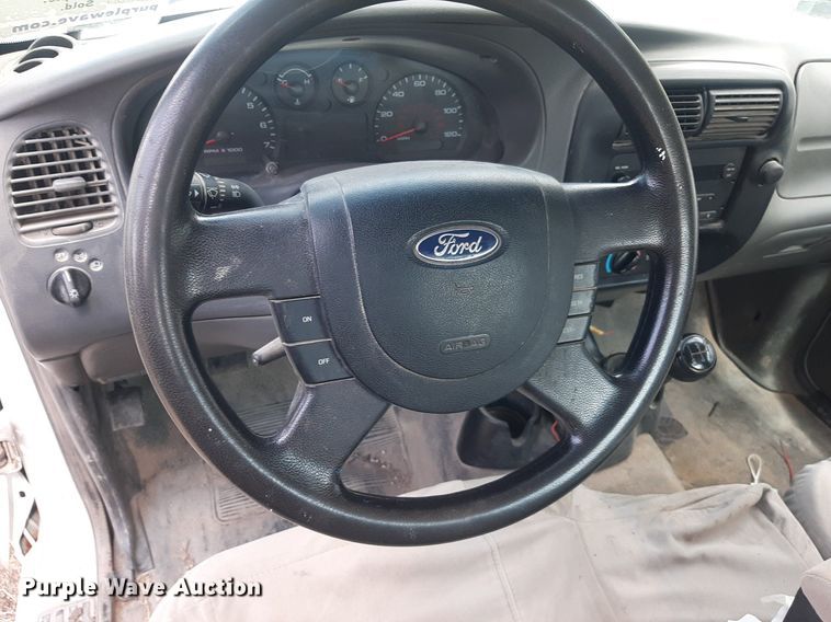 image for item DO3158 2005 Ford Ranger  pickup truck