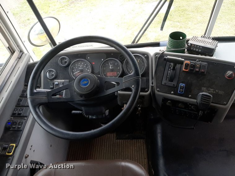 image for item DO3160 2008 Blue Bird  school bus