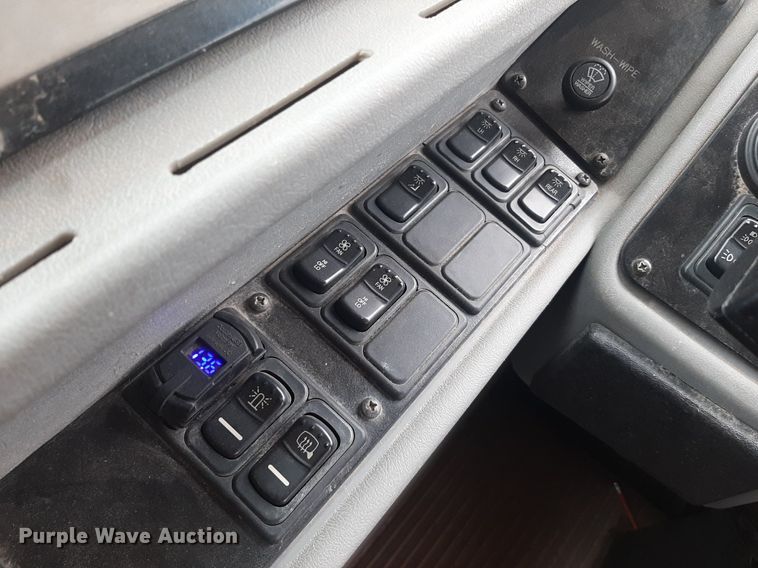 image for item DO3160 2008 Blue Bird  school bus