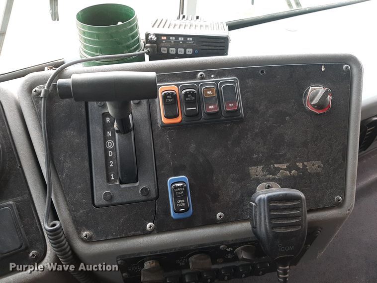 image for item DO3160 2008 Blue Bird  school bus