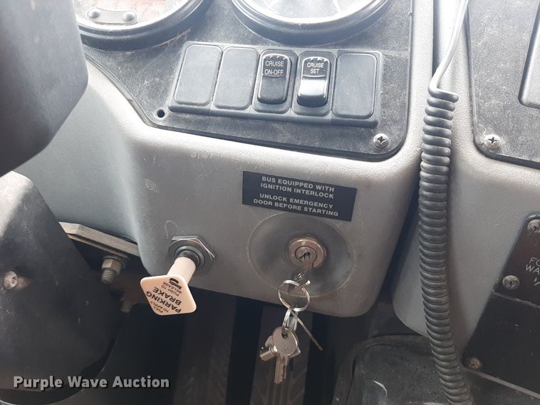 image for item DO3160 2008 Blue Bird  school bus