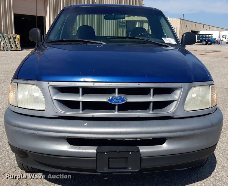 image for item DO3166 1997 Ford F150  pickup truck
