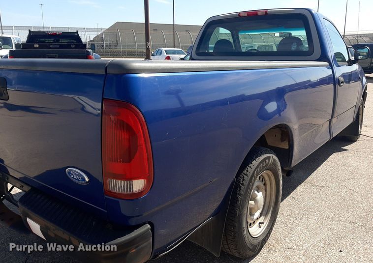 image for item DO3166 1997 Ford F150  pickup truck