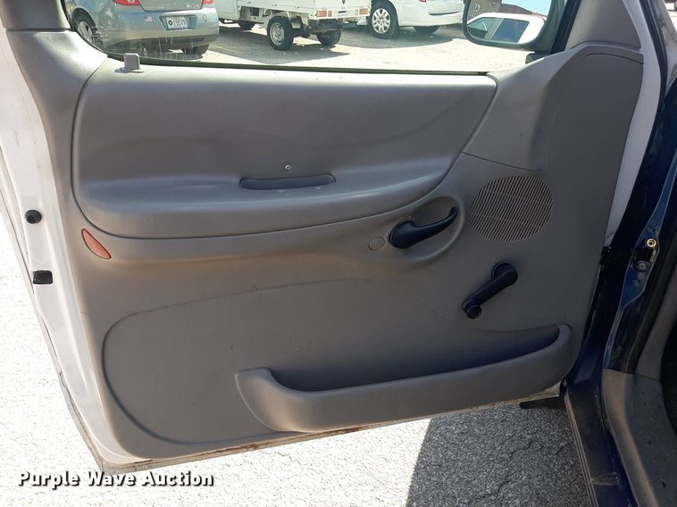 image for item DO3166 1997 Ford F150  pickup truck