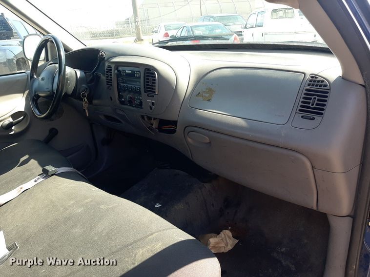 image for item DO3166 1997 Ford F150  pickup truck