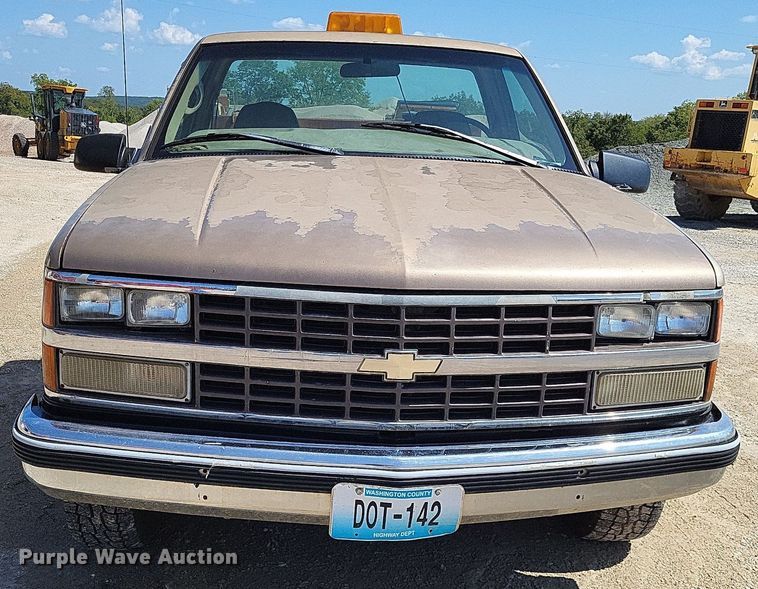 image for item DP5261 1997 Chevrolet C2500  pickup truck