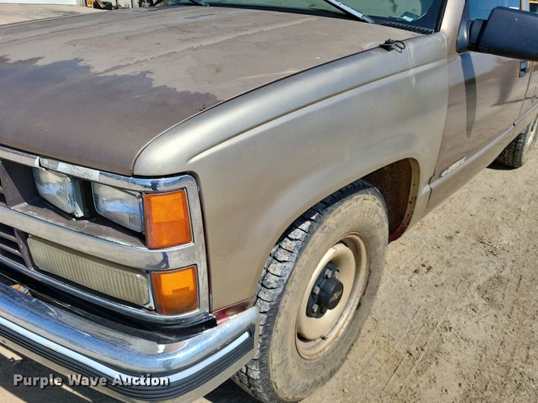 image for item DP5261 1997 Chevrolet C2500  pickup truck