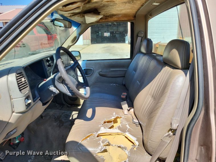 image for item DP5261 1997 Chevrolet C2500  pickup truck