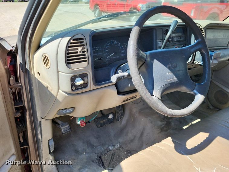 image for item DP5261 1997 Chevrolet C2500  pickup truck