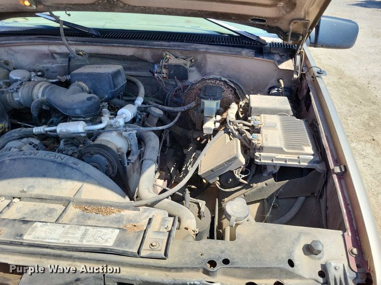 image for item DP5261 1997 Chevrolet C2500  pickup truck