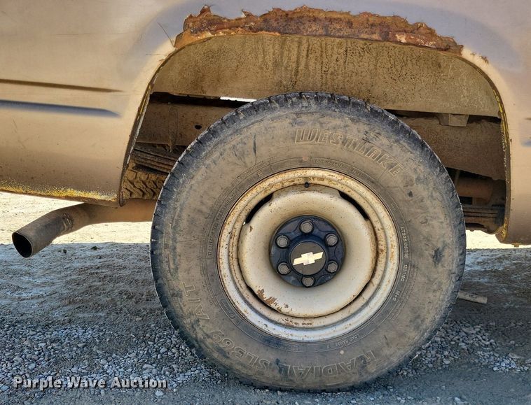 image for item DP5261 1997 Chevrolet C2500  pickup truck