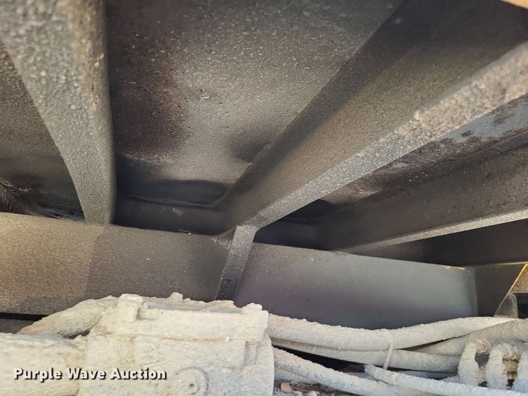 image for item DP5262 2004 Sterling L7500  dump truck