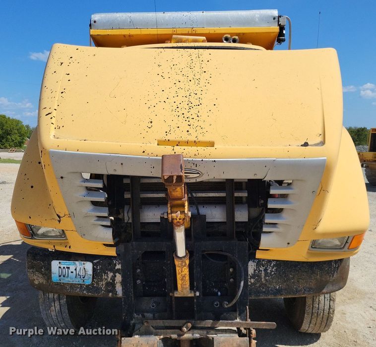 image for item DP5262 2004 Sterling L7500  dump truck