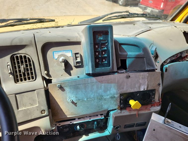 image for item DP5262 2004 Sterling L7500  dump truck