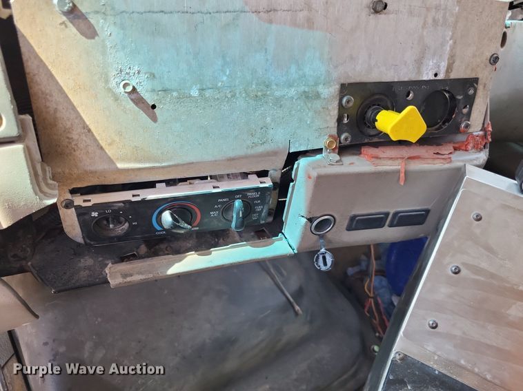 image for item DP5262 2004 Sterling L7500  dump truck