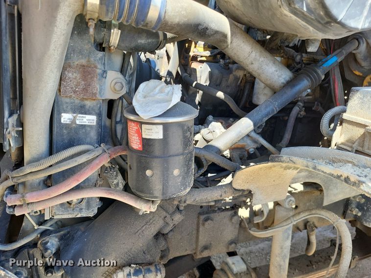 image for item DP5262 2004 Sterling L7500  dump truck