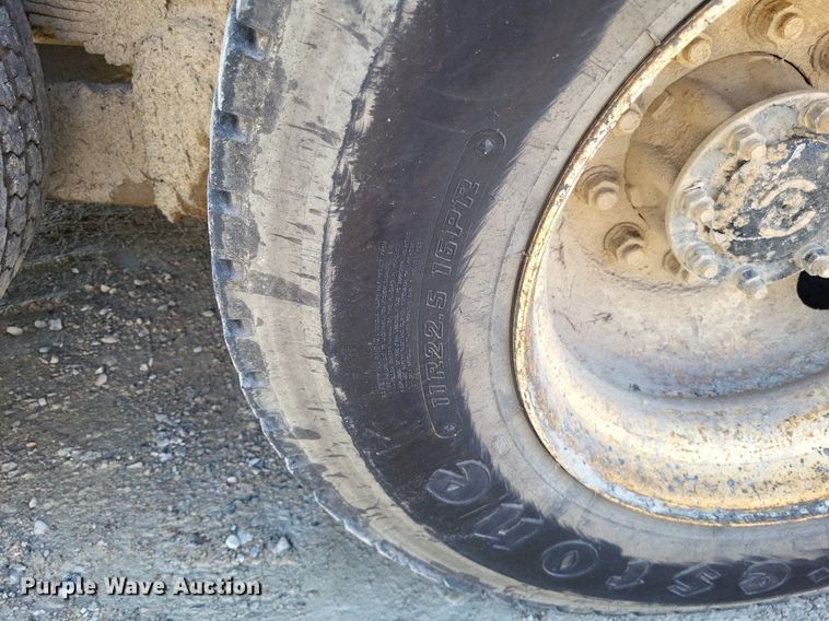 image for item DP5262 2004 Sterling L7500  dump truck