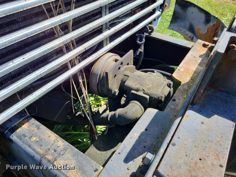 image for item DP5263 1995 Ford L8000  dump truck