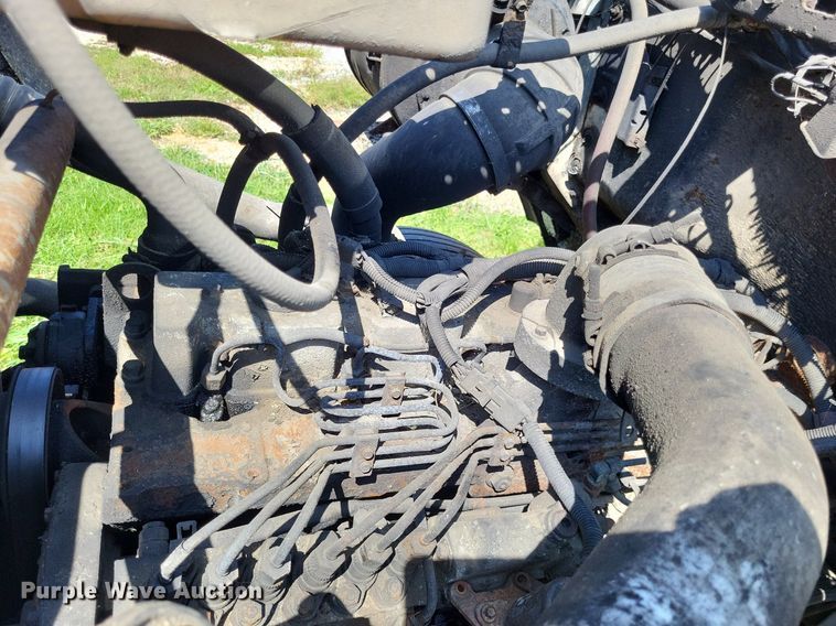 image for item DP5263 1995 Ford L8000  dump truck