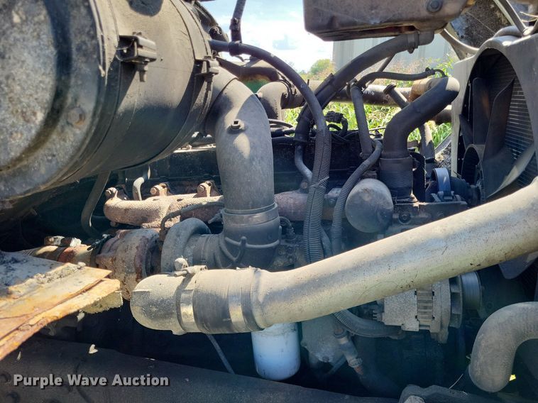 image for item DP5263 1995 Ford L8000  dump truck