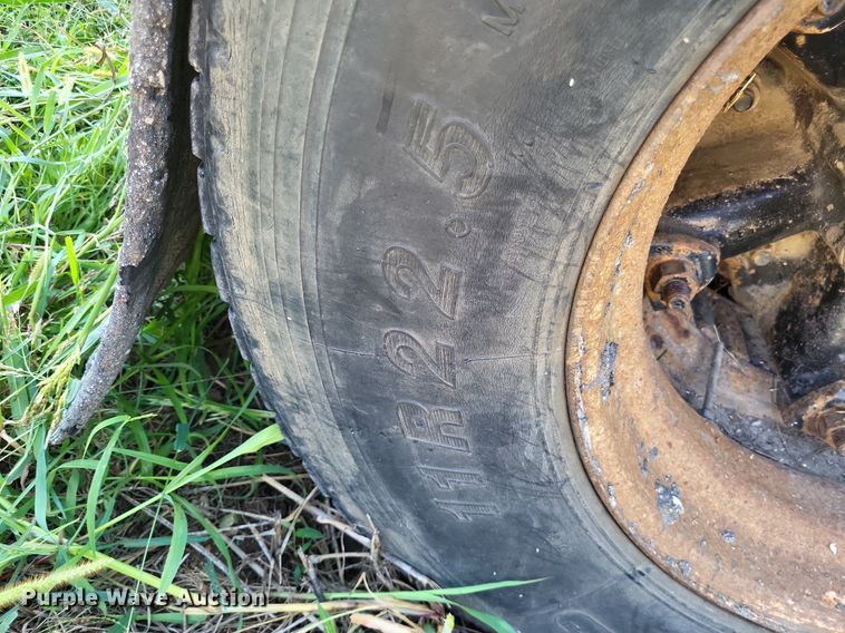 image for item DP5263 1995 Ford L8000  dump truck