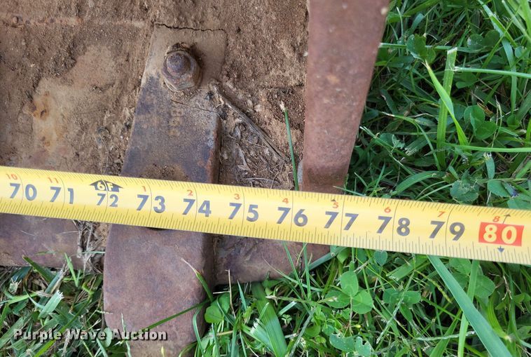 image for item DP5264 1985 John Deere 455E  track loader