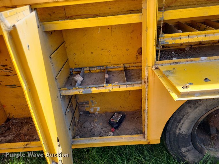 image for item DP5265 1982 GMC C6000  bucket truck