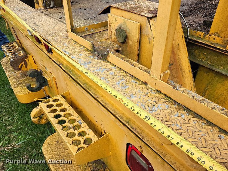 image for item DP5265 1982 GMC C6000  bucket truck