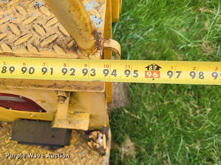 image for item DP5265 1982 GMC C6000  bucket truck