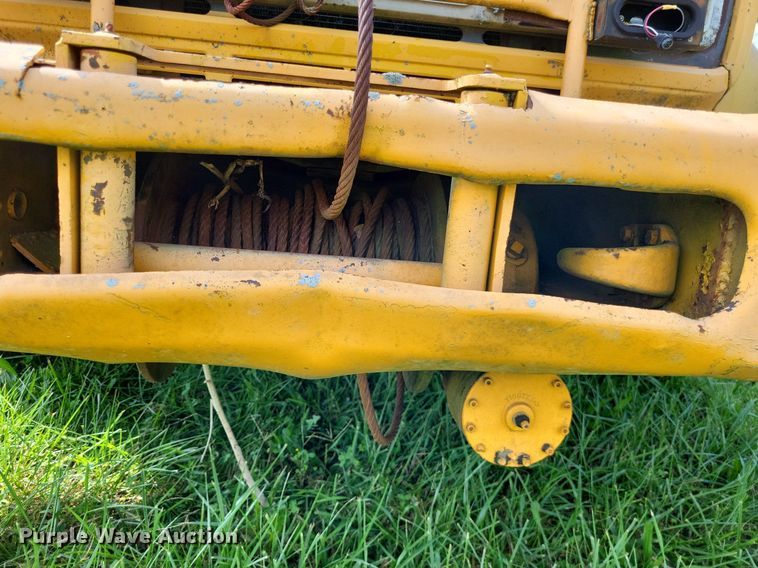image for item DP5265 1982 GMC C6000  bucket truck