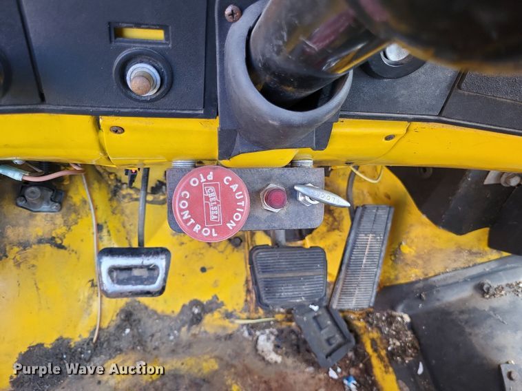 image for item DP5265 1982 GMC C6000  bucket truck