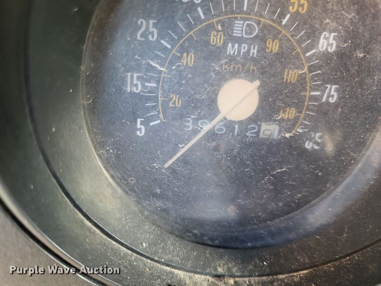 image for item DP5265 1982 GMC C6000  bucket truck