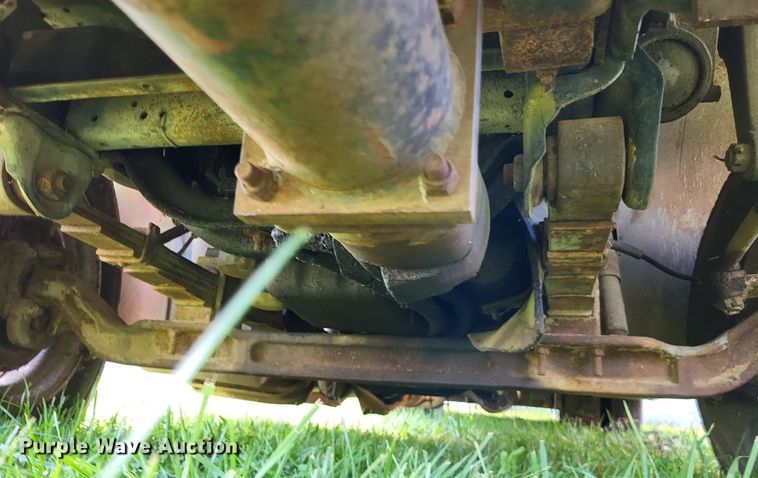 image for item DP5265 1982 GMC C6000  bucket truck