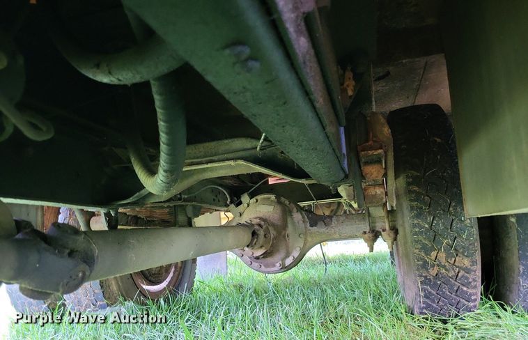 image for item DP5265 1982 GMC C6000  bucket truck