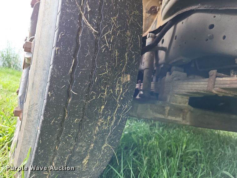 image for item DP5265 1982 GMC C6000  bucket truck