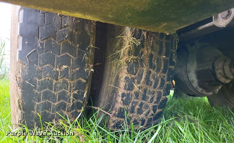 image for item DP5265 1982 GMC C6000  bucket truck