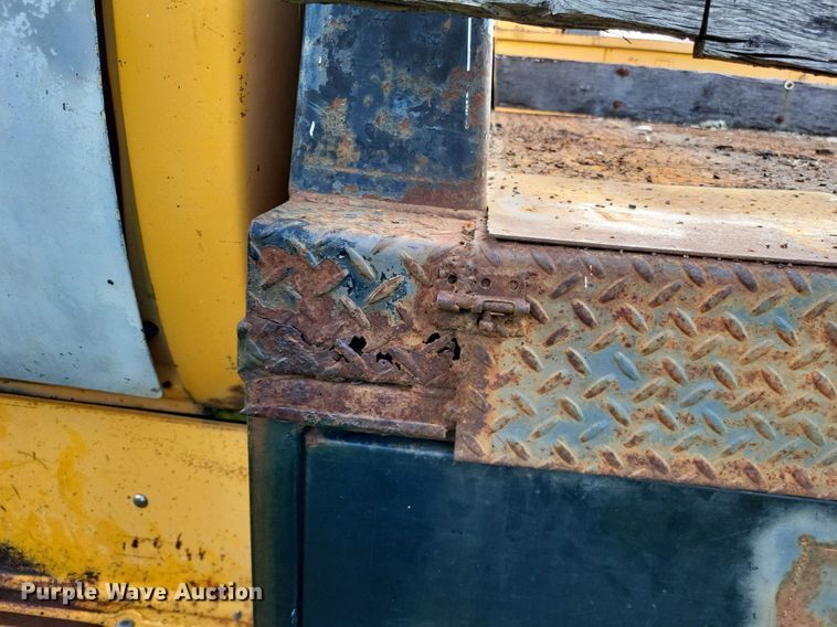 image for item DP5266 1987 Chevrolet C7  flatbed truck