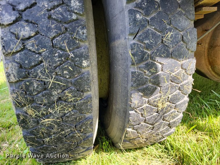 image for item DP5266 1987 Chevrolet C7  flatbed truck