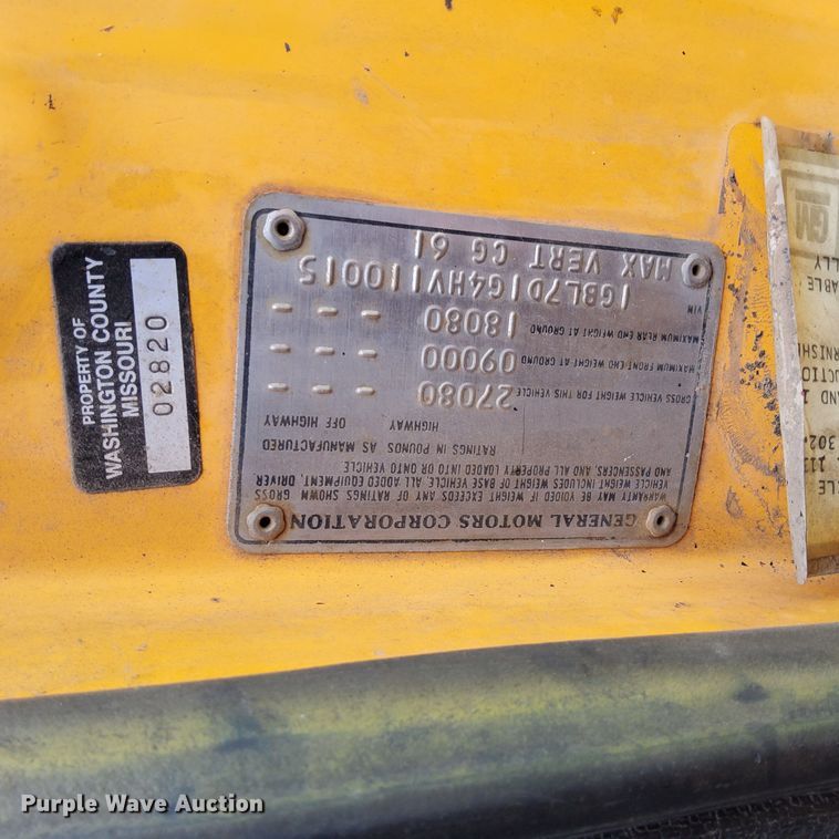 image for item DP5266 1987 Chevrolet C7  flatbed truck