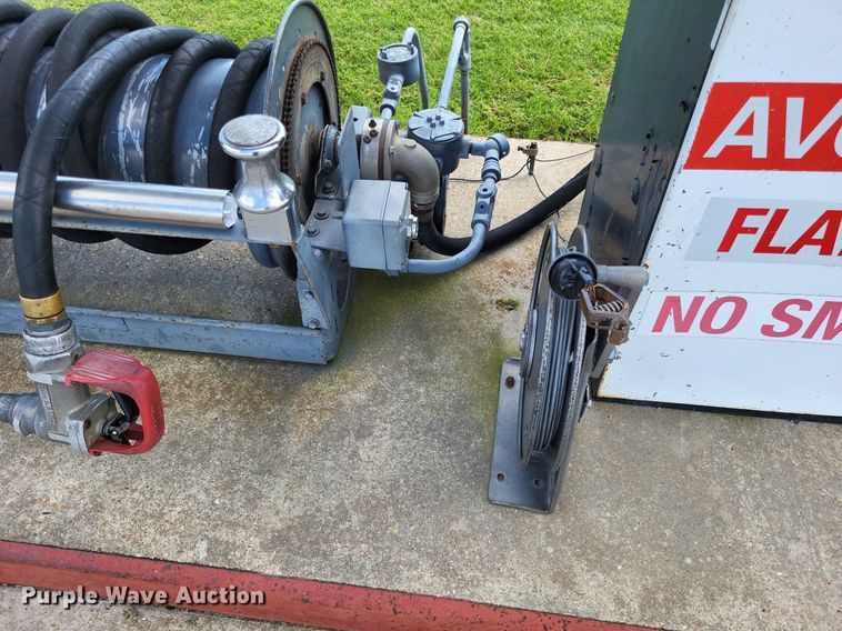 image for item DP5273 Aviation fuel station