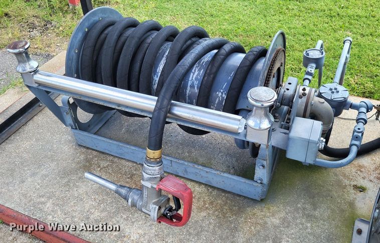 image for item DP5273 Aviation fuel station