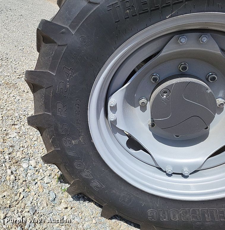 image for item DP5280 2020 Massey Ferguson 4710  MFWD tractor