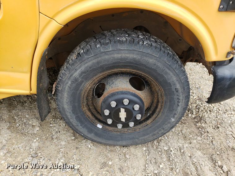 image for item DP7911 1997 Chevrolet Express  school bus