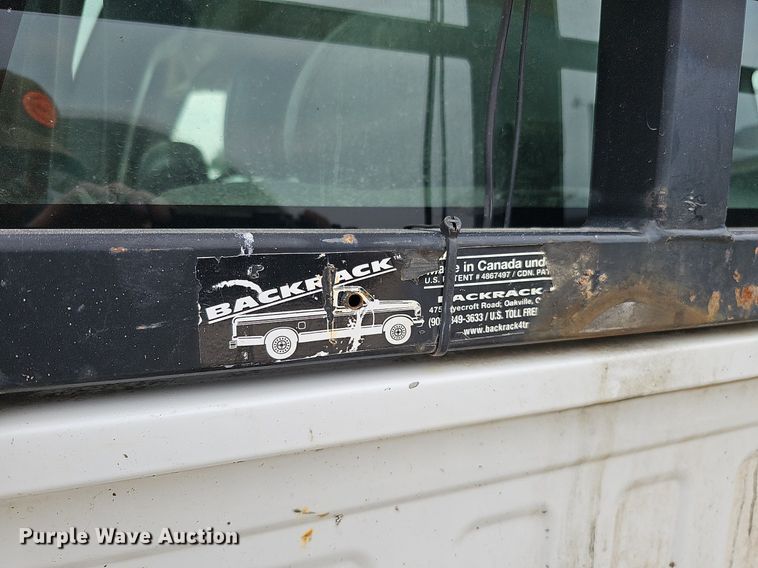 image for item DQ0296 2006 Chevrolet Silverado 2500HD  Ext. Cab pickup truck cab and chassis