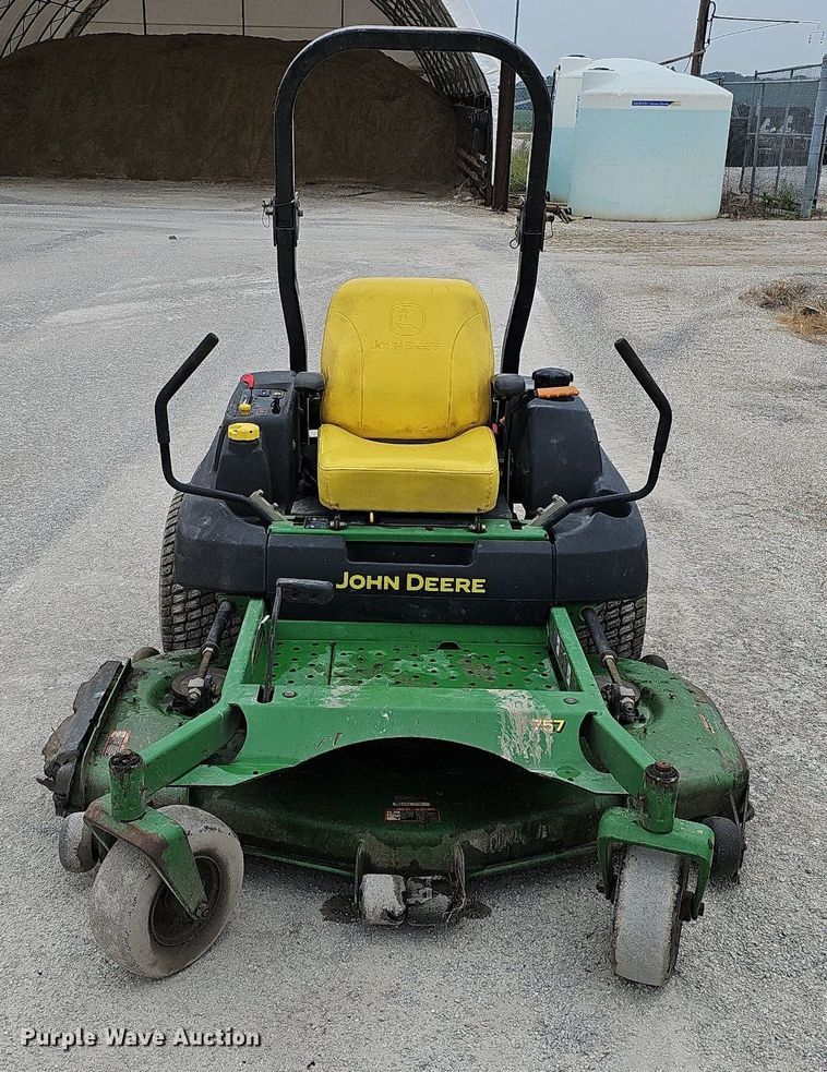 image for item DQ0300 John Deere 757 ZTrak  ZTR lawn mower