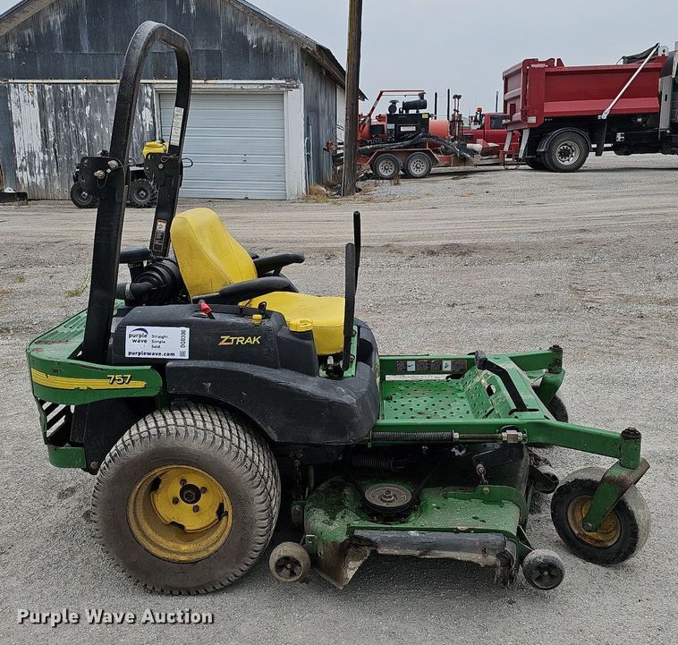 image for item DQ0300 John Deere 757 ZTrak  ZTR lawn mower