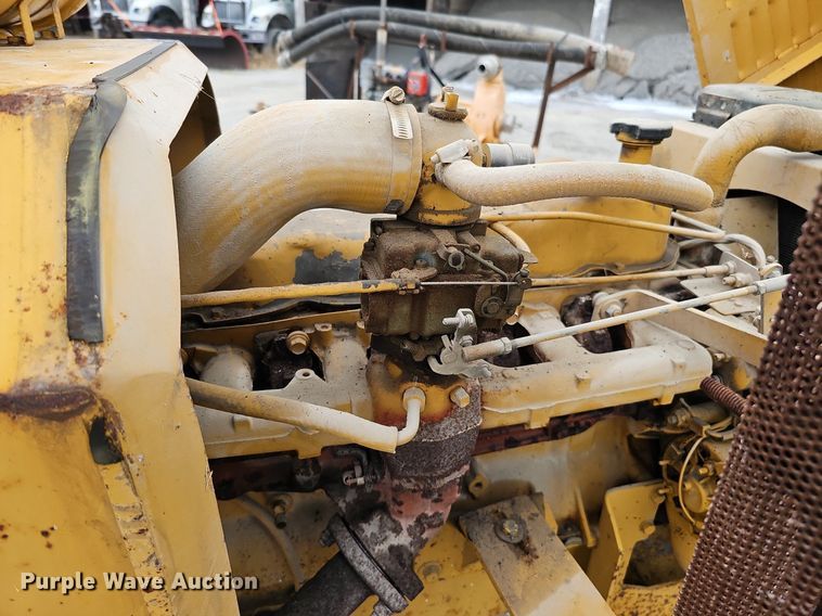 image for item DQ0301 1992 Vermeer 1250BC  wood chipper