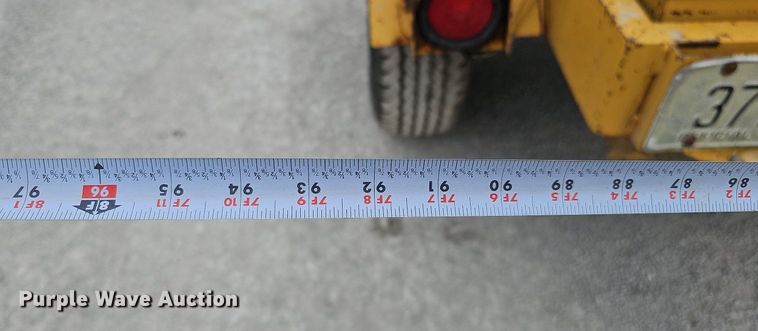 image for item DQ0301 1992 Vermeer 1250BC  wood chipper