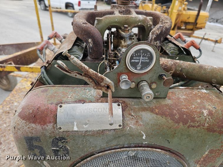 image for item DQ0302 Henke VB10  pull type sweeper