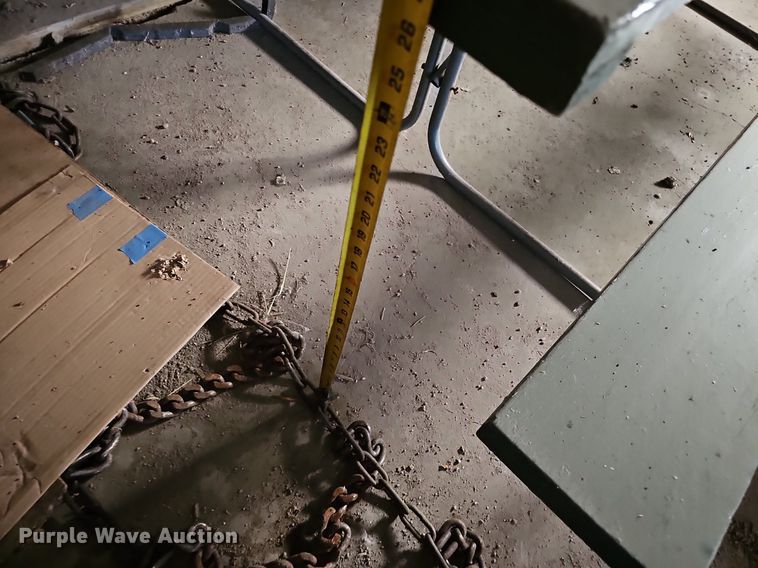 image for item DQ0332 (4) picnic tables